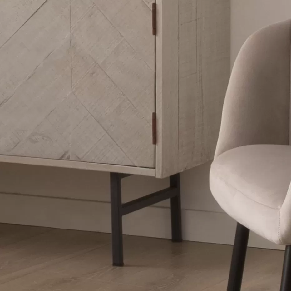 Sale Enzo Vitrine en bois massif et métal couleur blanc wild Salles À Manger | Buffets Et Vitrines