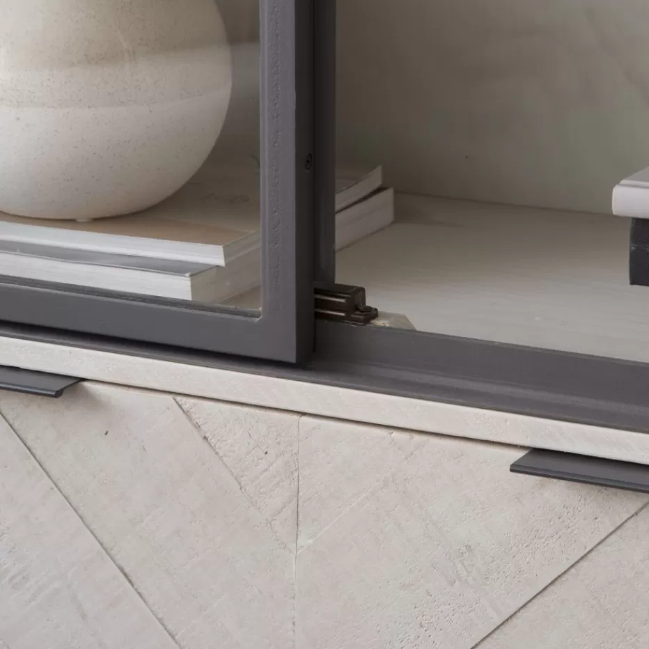 Sale Enzo Vitrine en bois massif et métal couleur blanc wild Salles À Manger | Buffets Et Vitrines