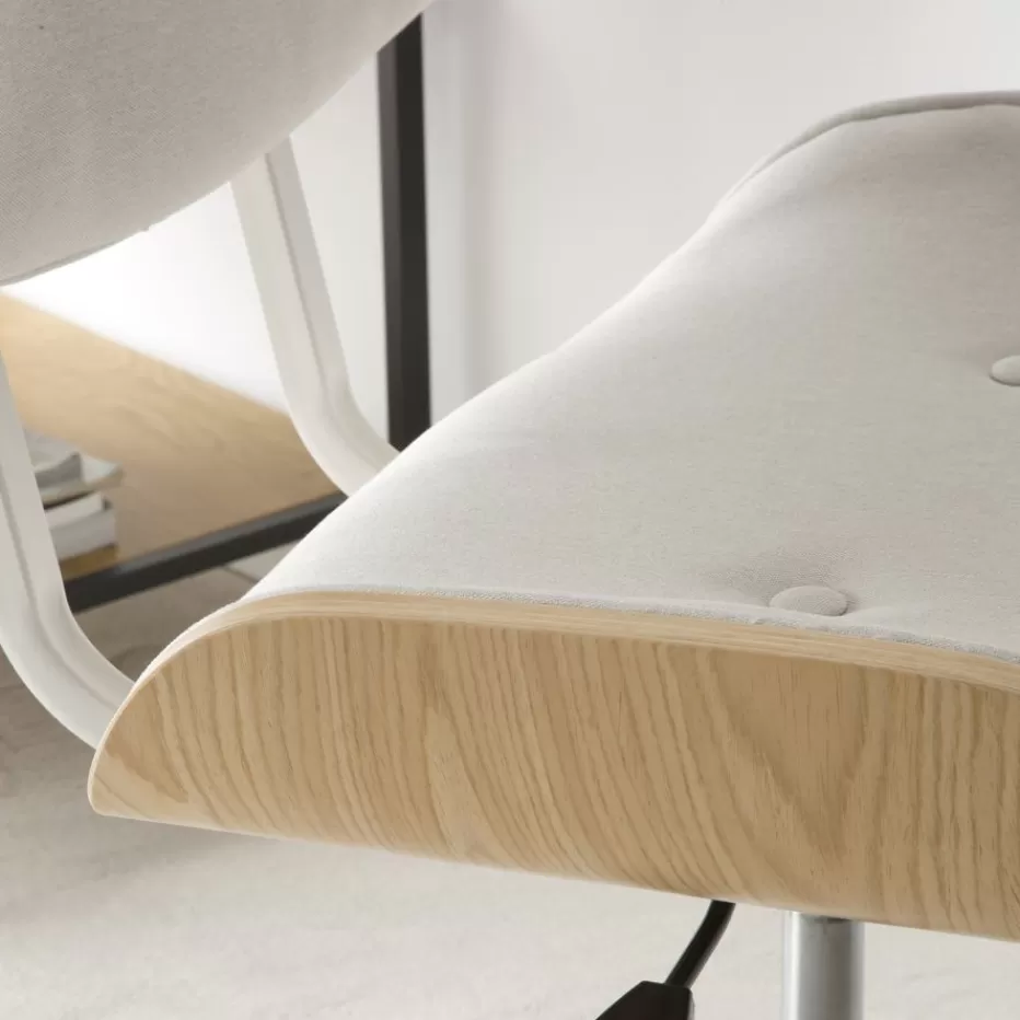 Best Sale Haru Chaise de bureau rembourrée beige avec bois et roulettes Salles À Manger | Chaises De Bureau